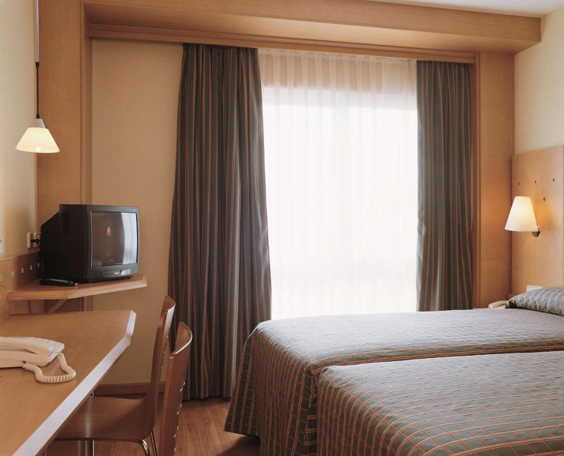Hotel Crisol Leganés Zewnętrze zdjęcie