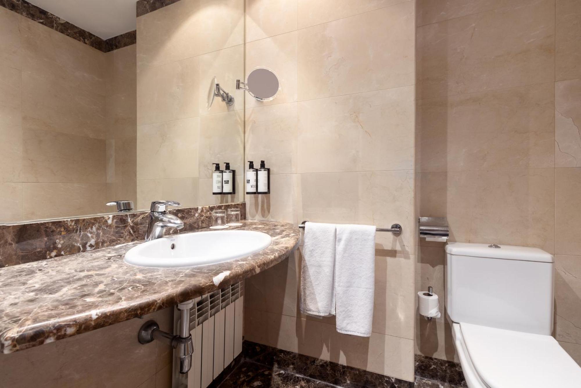 Hotel Crisol Leganés Pokój zdjęcie