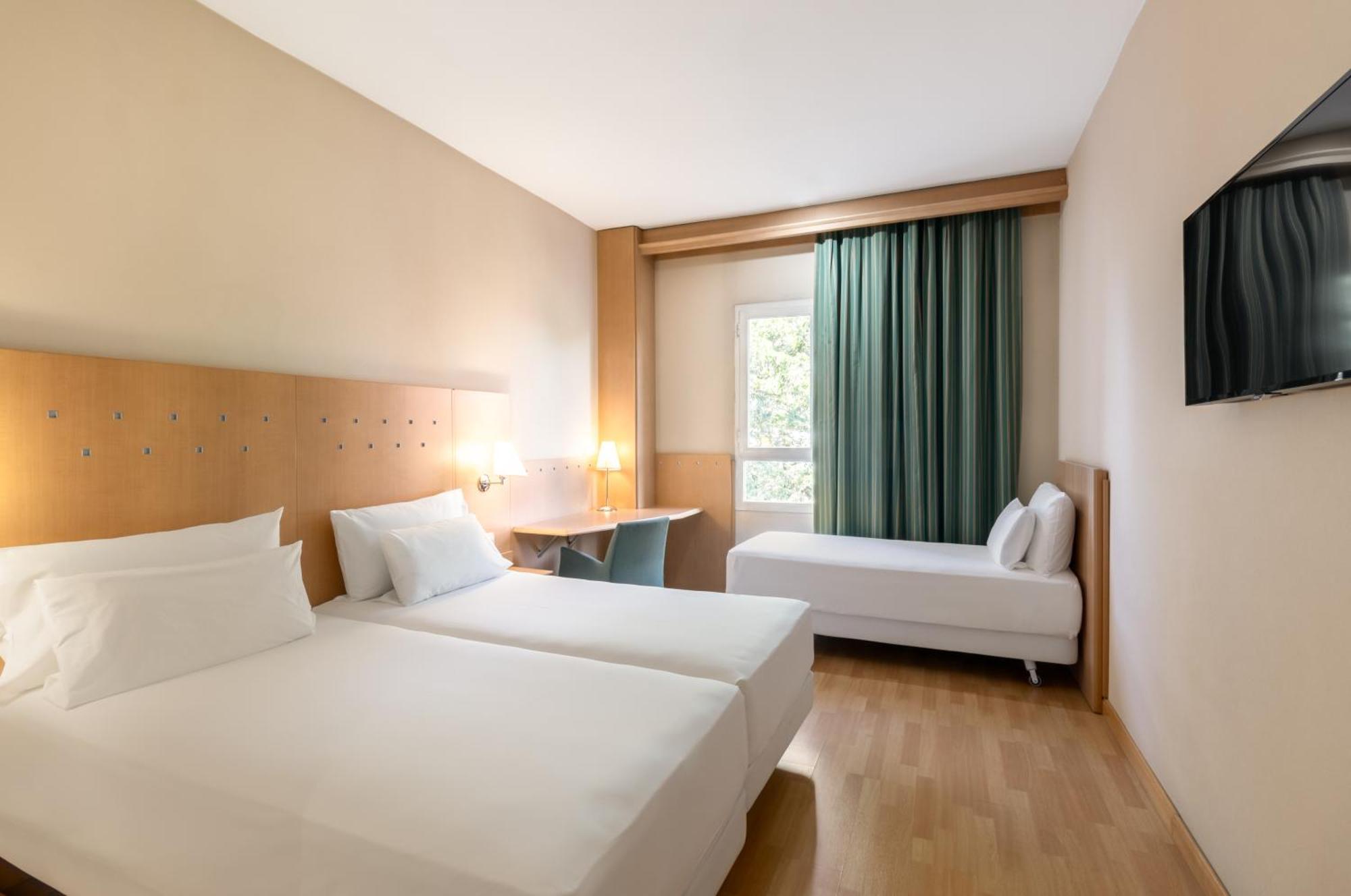 Hotel Crisol Leganés Zewnętrze zdjęcie