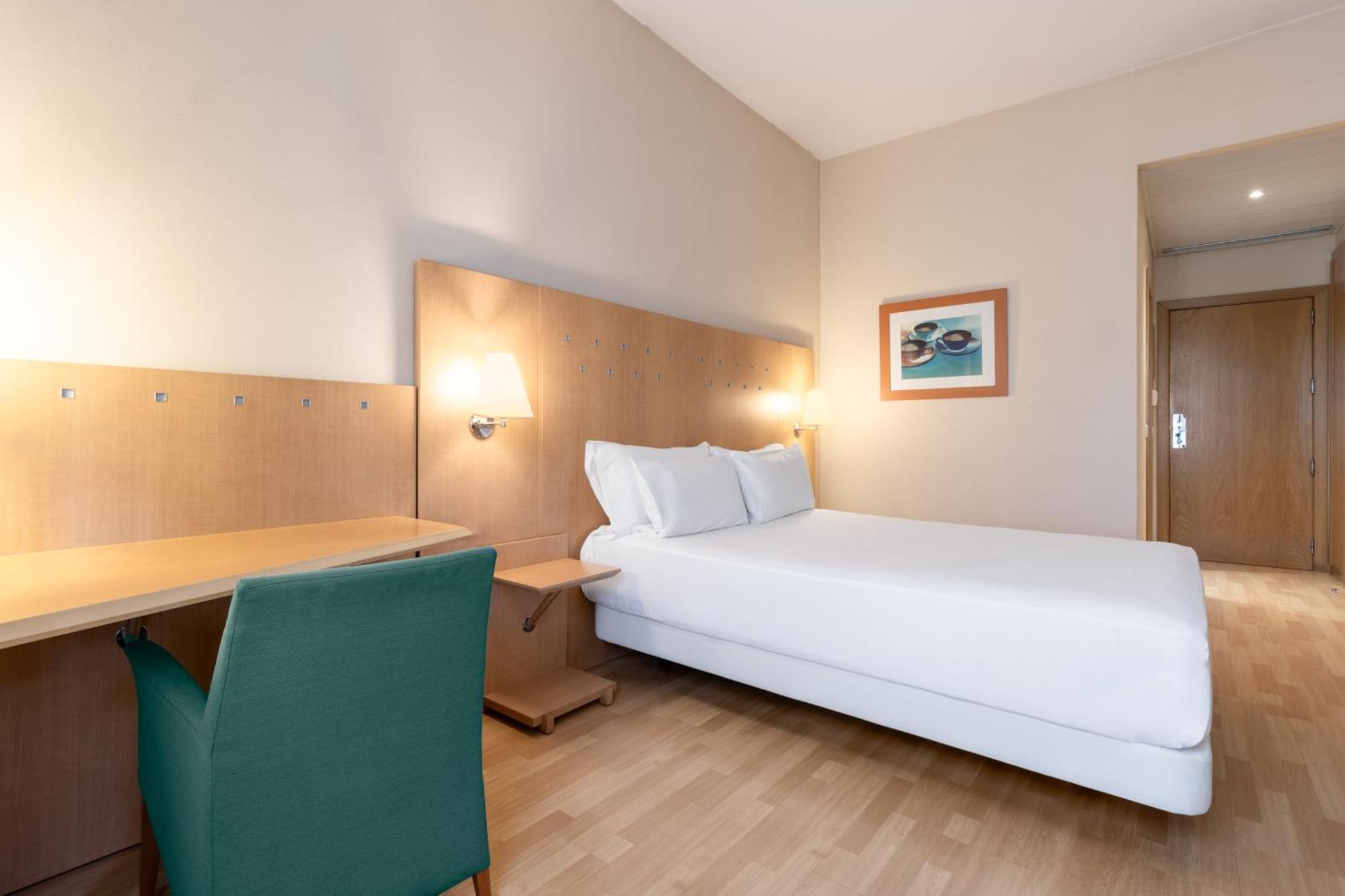 Hotel Crisol Leganés Zewnętrze zdjęcie