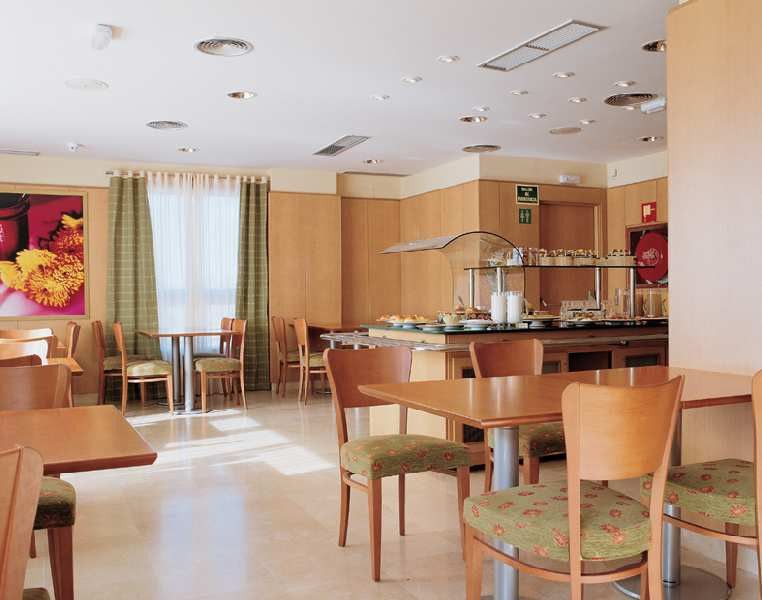 Hotel Crisol Leganés Restauracja zdjęcie